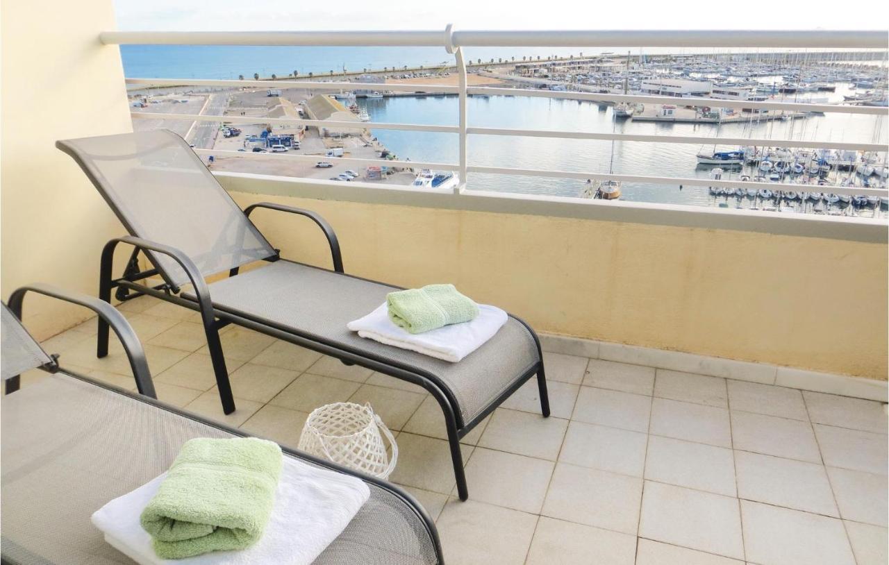 2 Bedroom Stunning Apartment In Torrevieja Extérieur photo